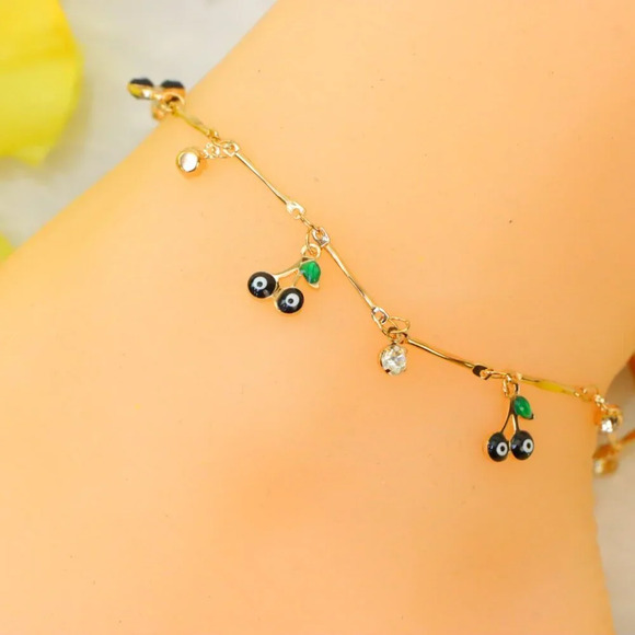 Minimalist Anklet, Sleek & Modern Design, Women’s Fashion, YC110139-A - Picture 4 of 10